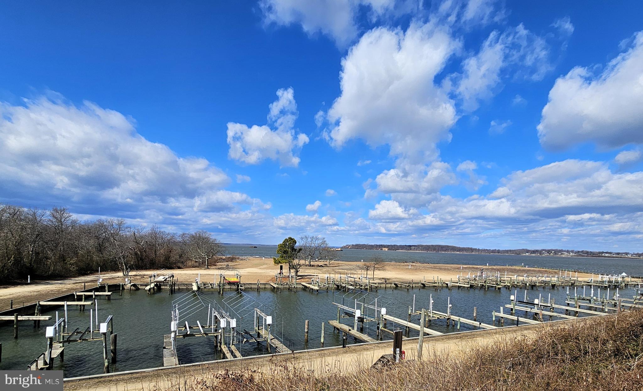 CRYSTAL BEACH MANOR - Residential