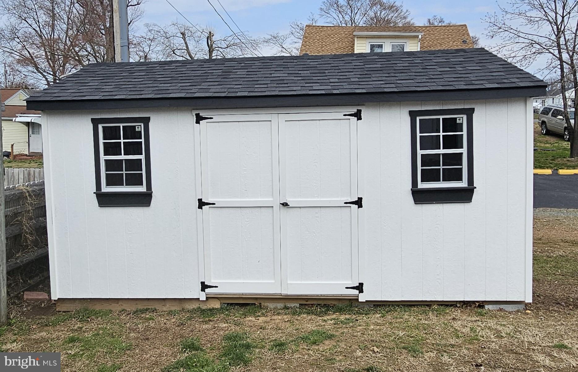 CRYSTAL BEACH MANOR - Residential