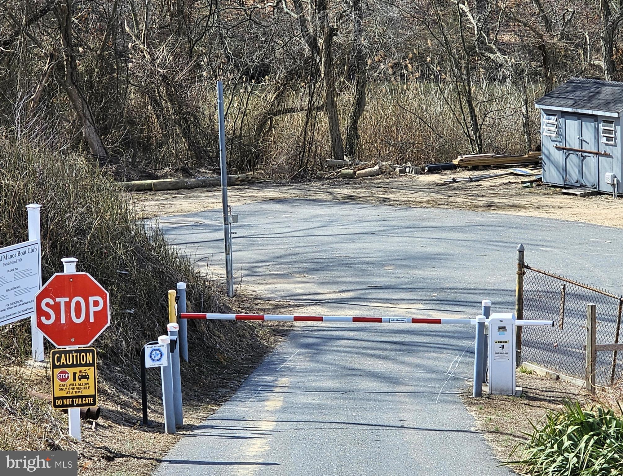 CRYSTAL BEACH MANOR - Residential