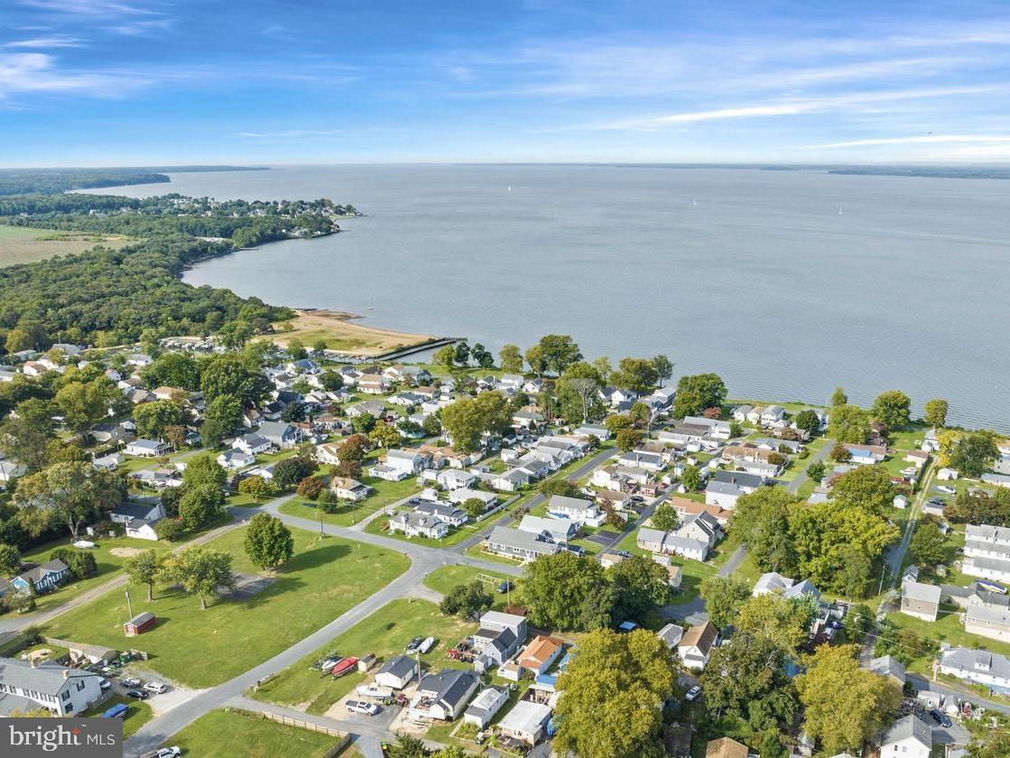 CRYSTAL BEACH MANOR - Residential