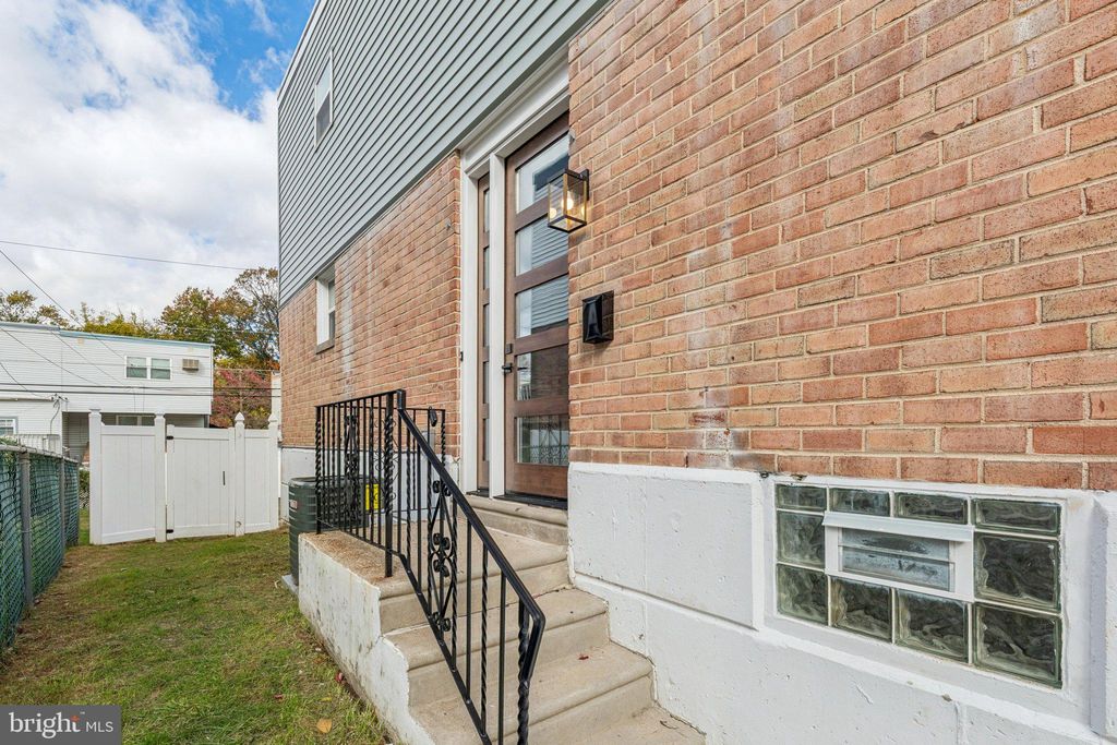 Photo of 10932 Templeton Drive, PHILADELPHIA, PA 19154 (MLS # PAPH2554754)