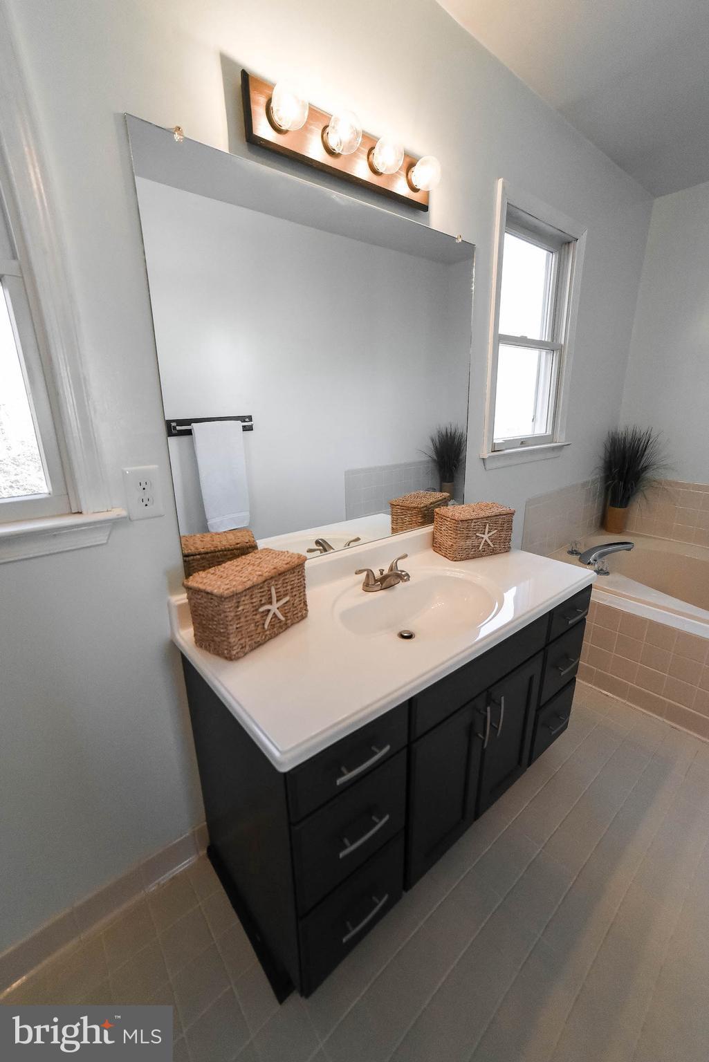 WALNUT HILLS SUB - Residential