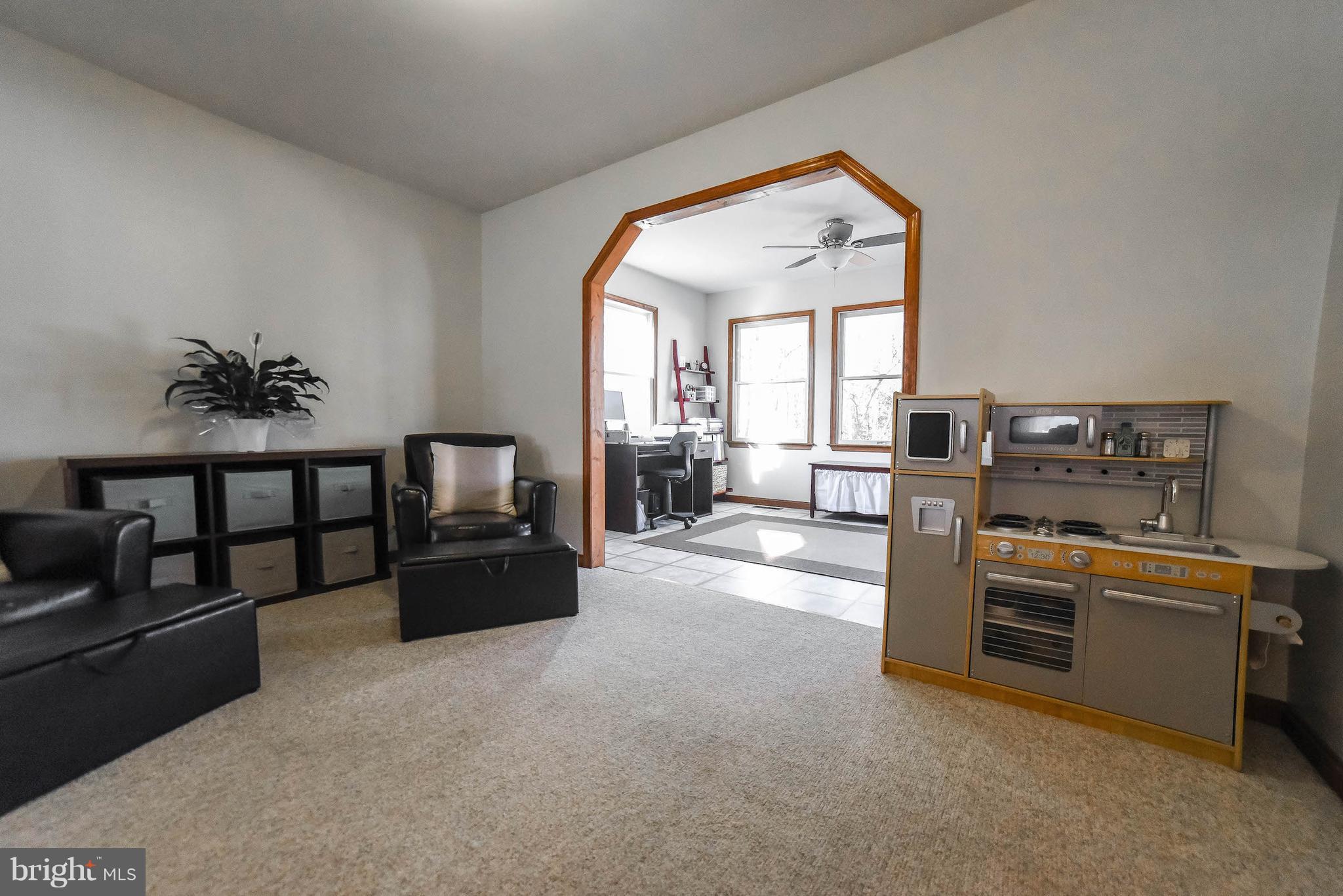 WALNUT HILLS SUB - Residential