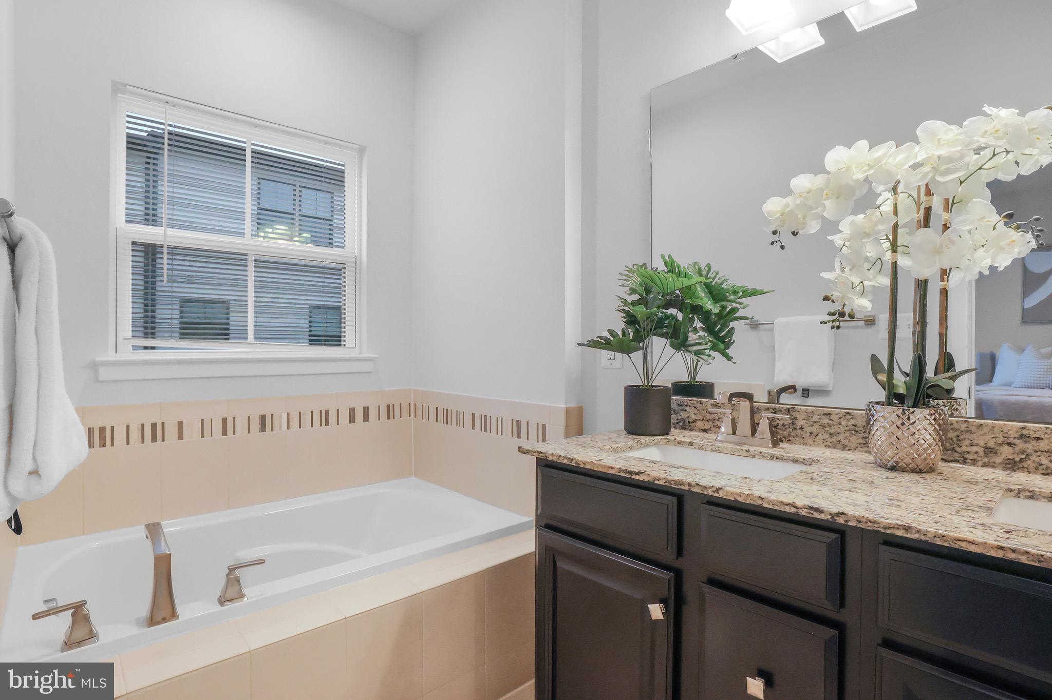 VILLAGE OF TOWNE SQUARE - Residential