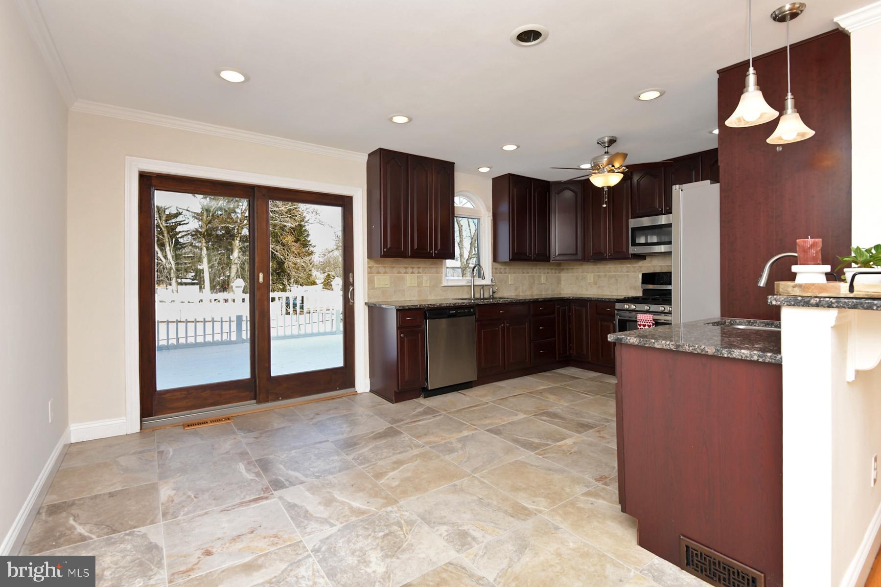 35 CARL SANDBURG DRIVE