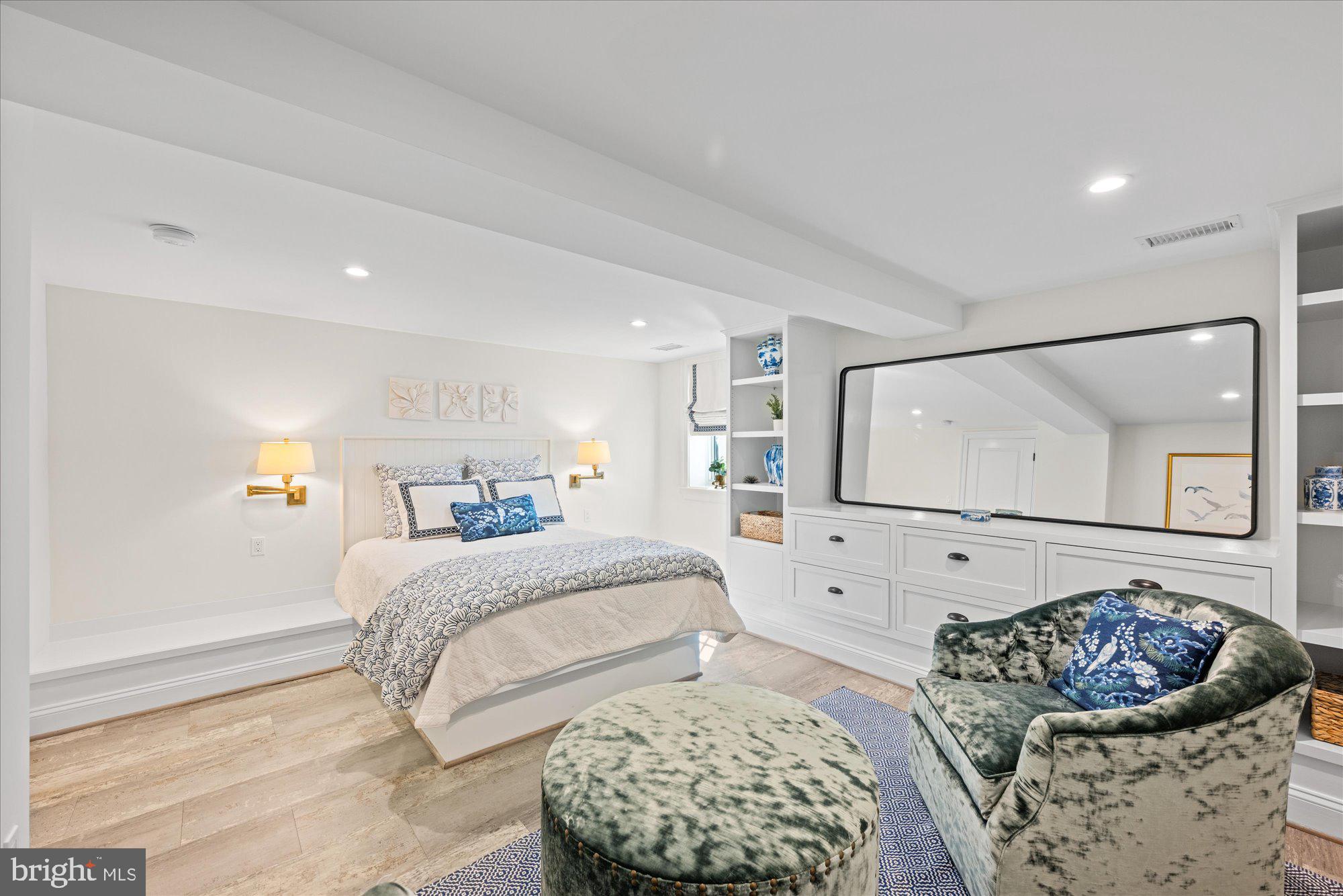 BURLEITH - Residential