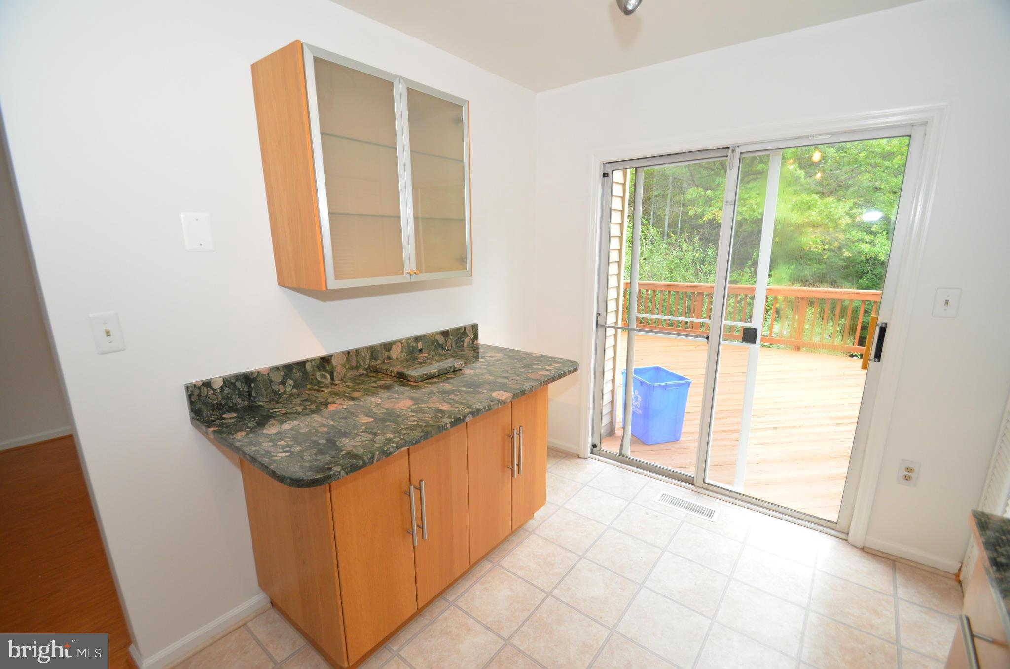 KINGSTOWNE - Residential Lease