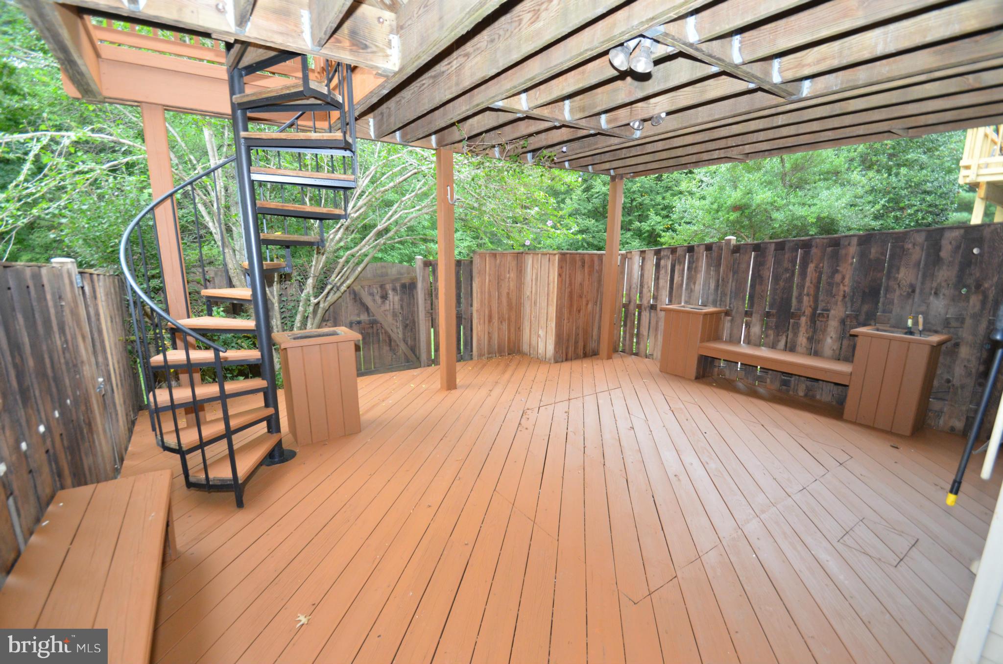 KINGSTOWNE - Residential Lease