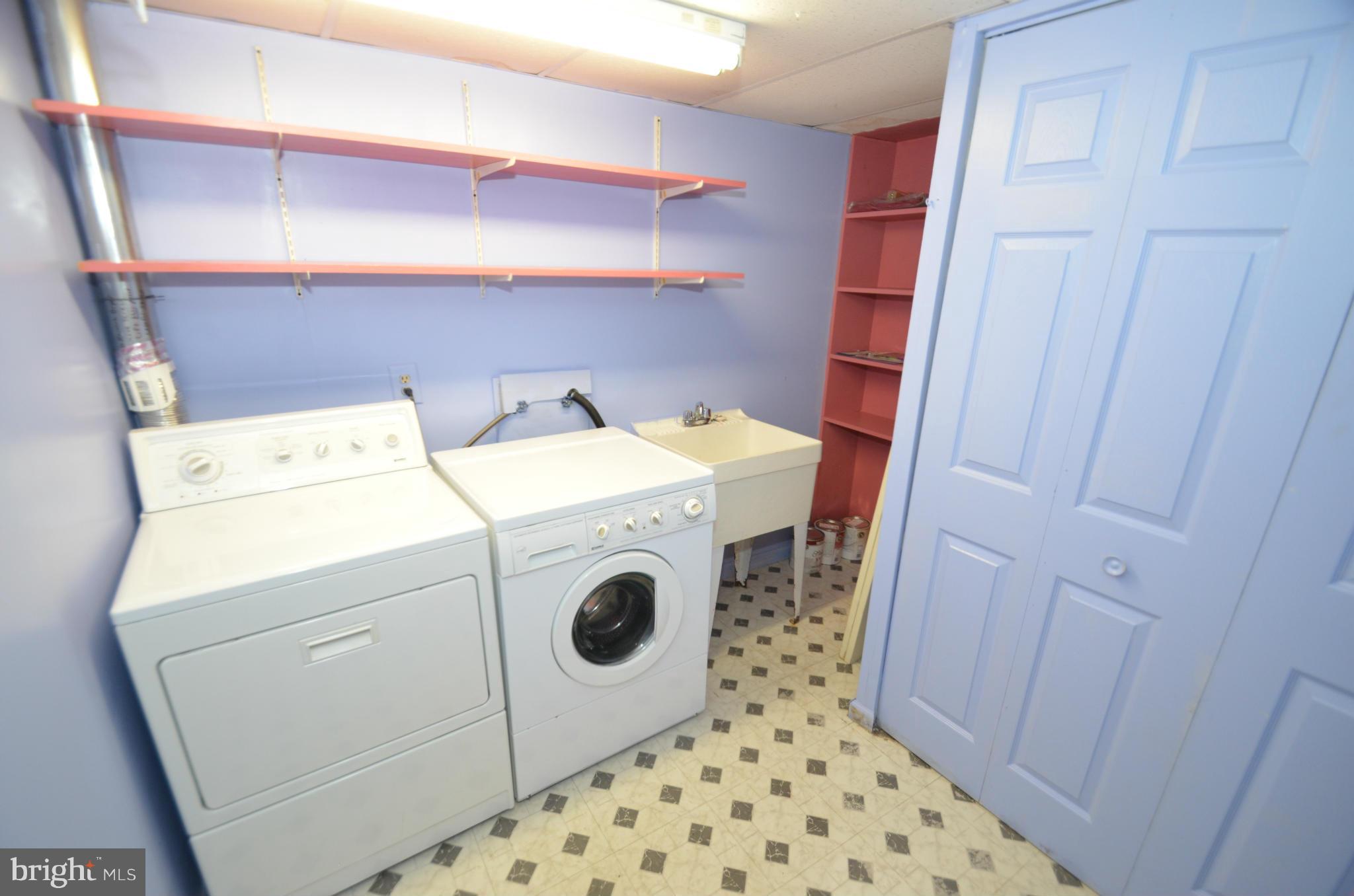 KINGSTOWNE - Residential Lease