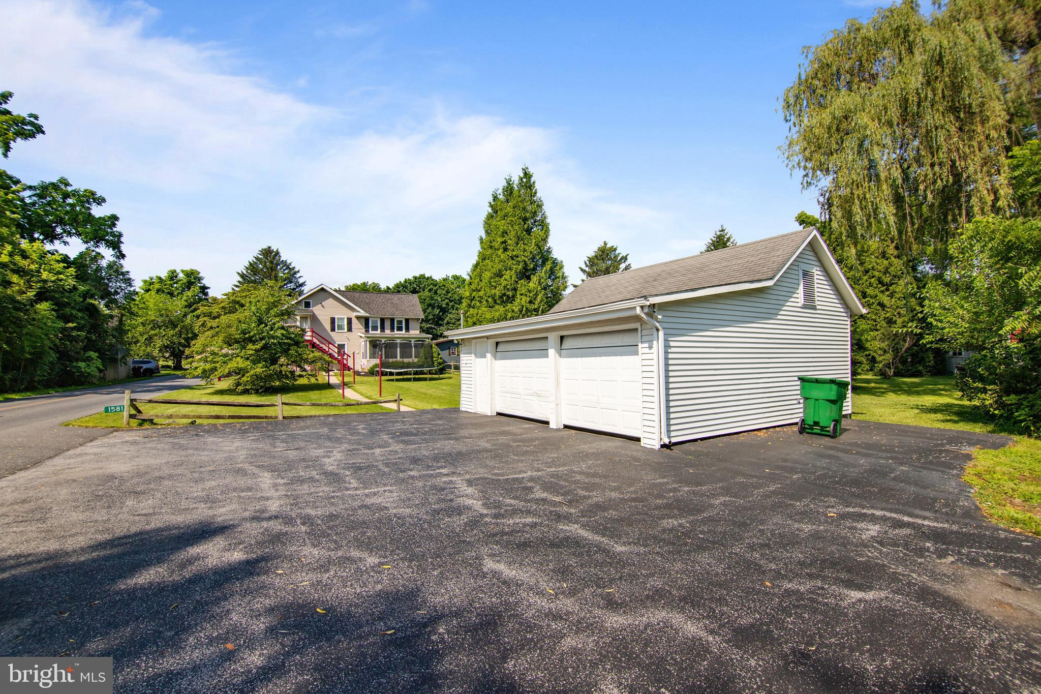 1581 GARMAN DRIVE