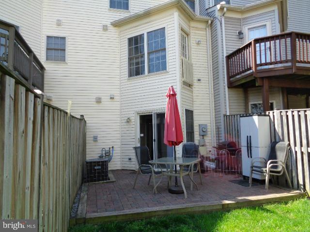 TRAILSIDE - Residential