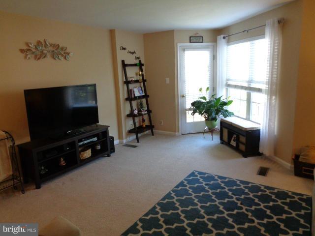 TRAILSIDE - Residential