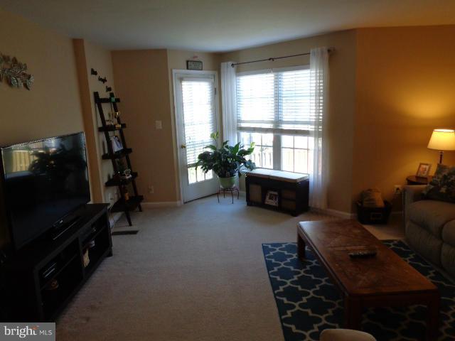 TRAILSIDE - Residential