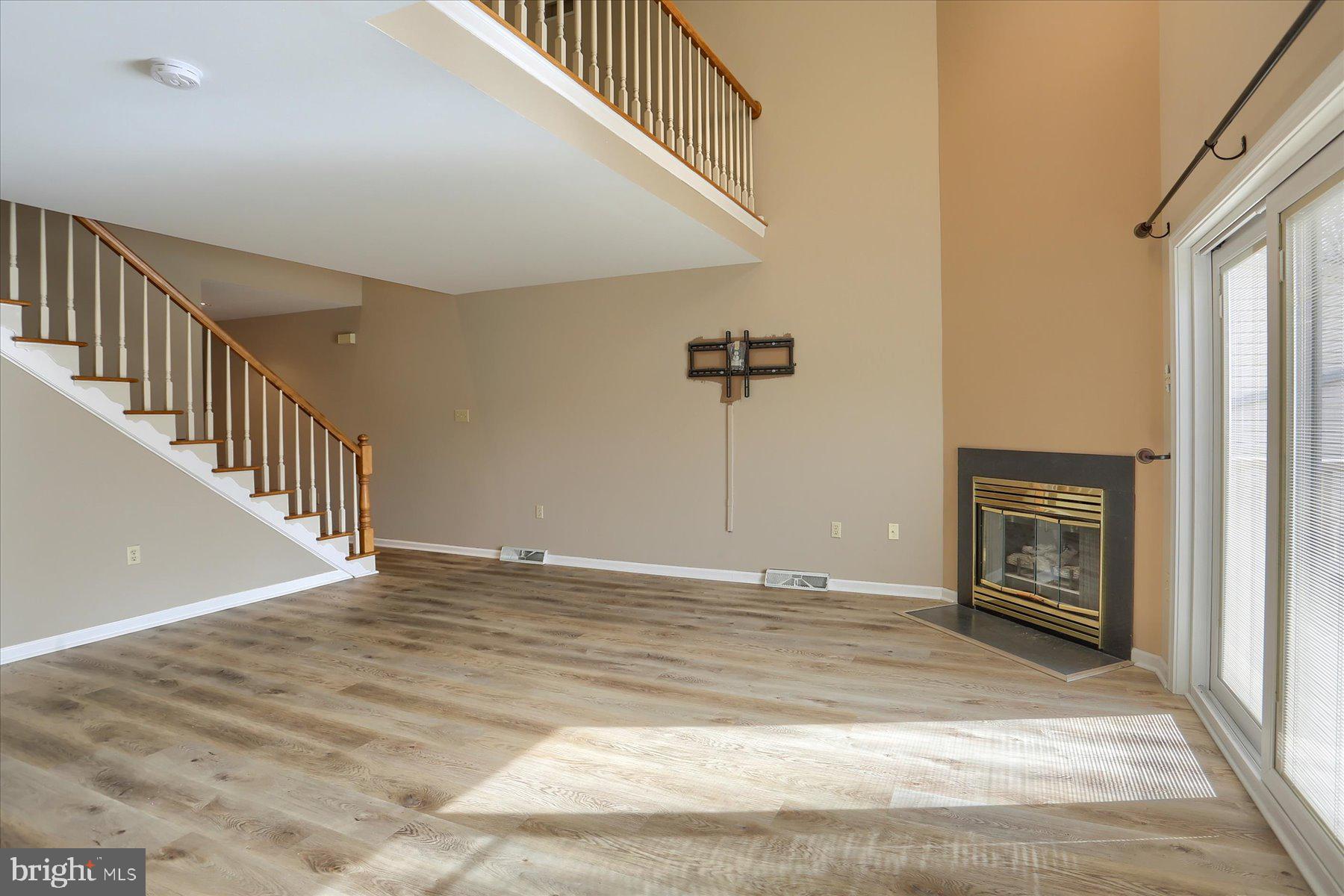 AVALONG PLACE - Residential