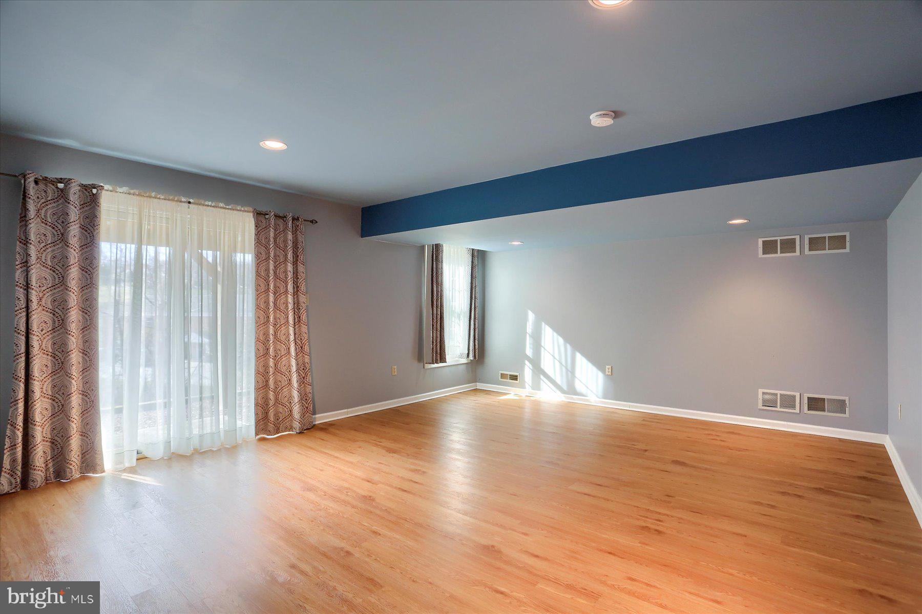 AVALONG PLACE - Residential