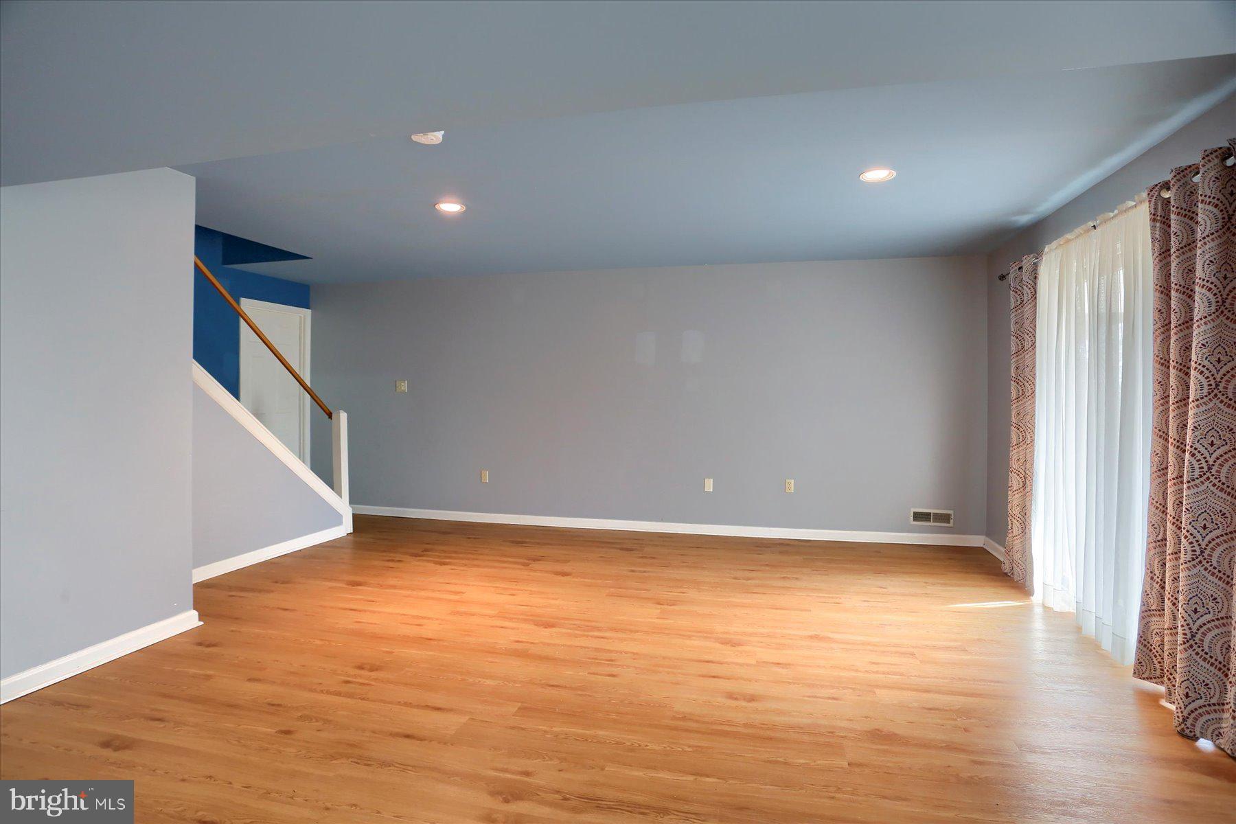 AVALONG PLACE - Residential