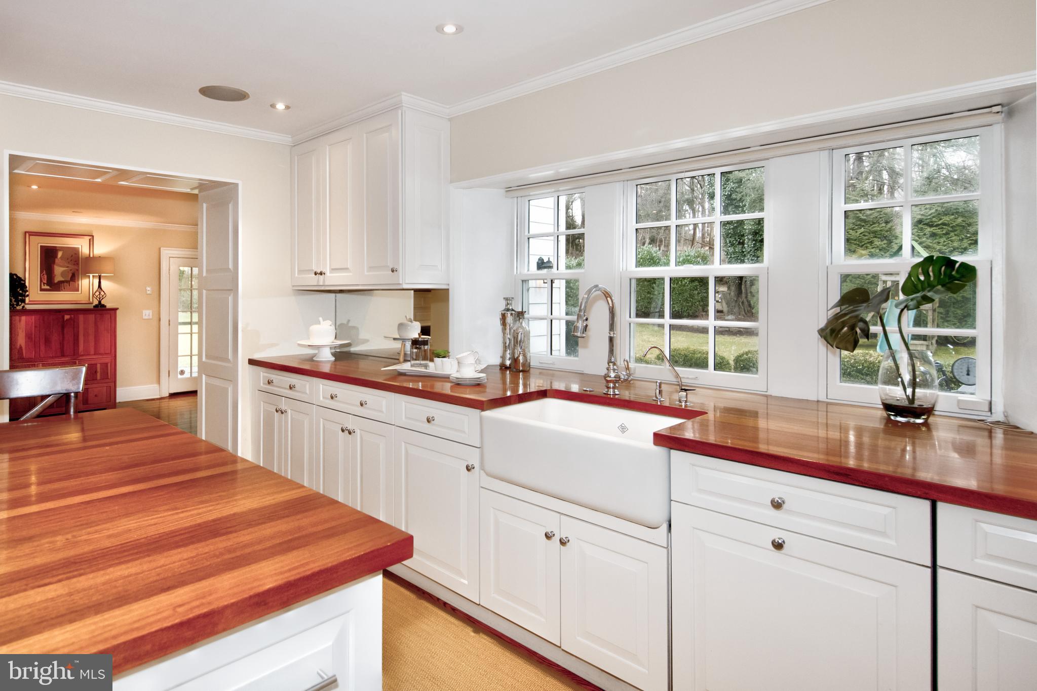 SOUTH WAYNE - Residential