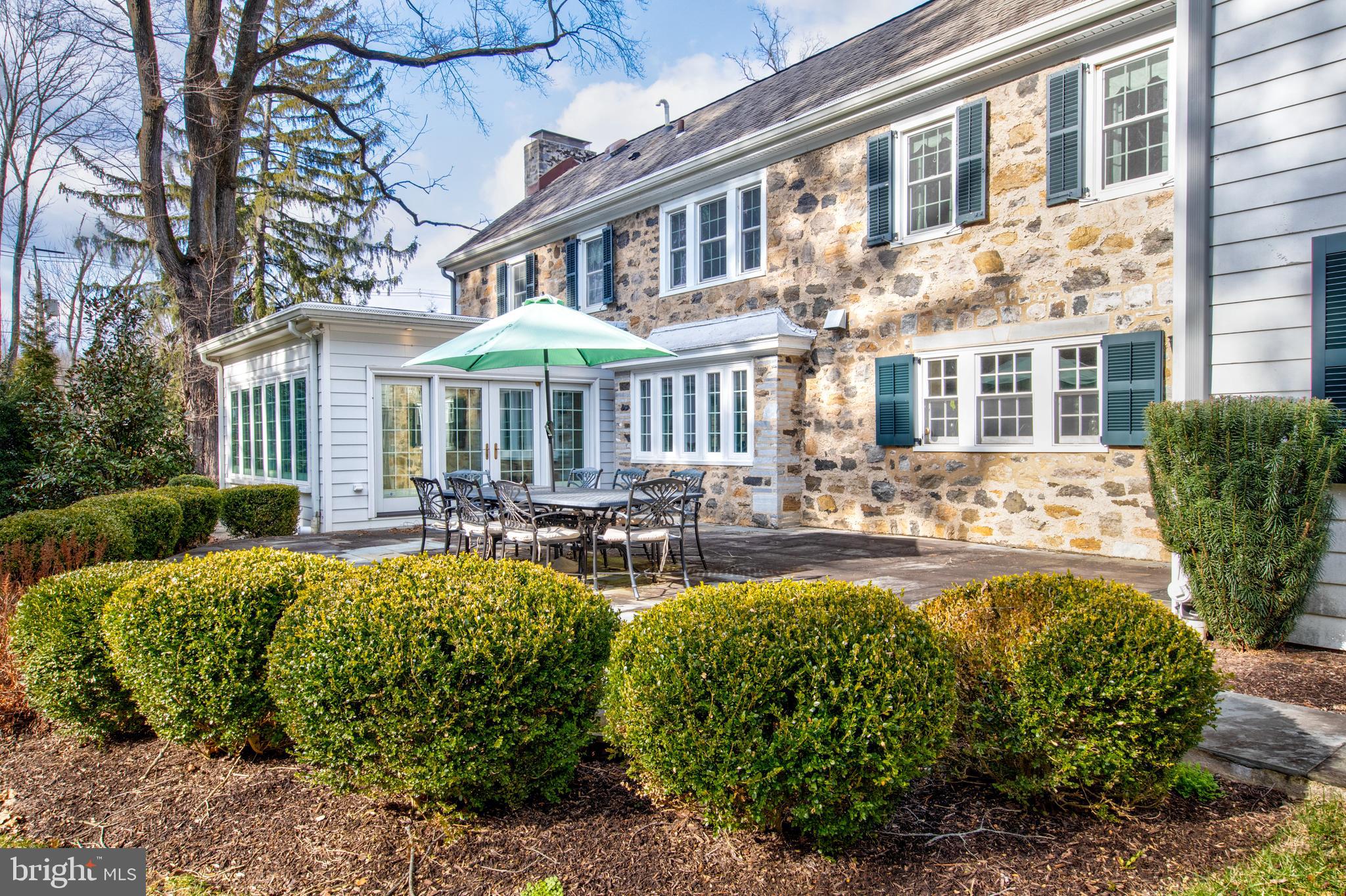 SOUTH WAYNE - Residential