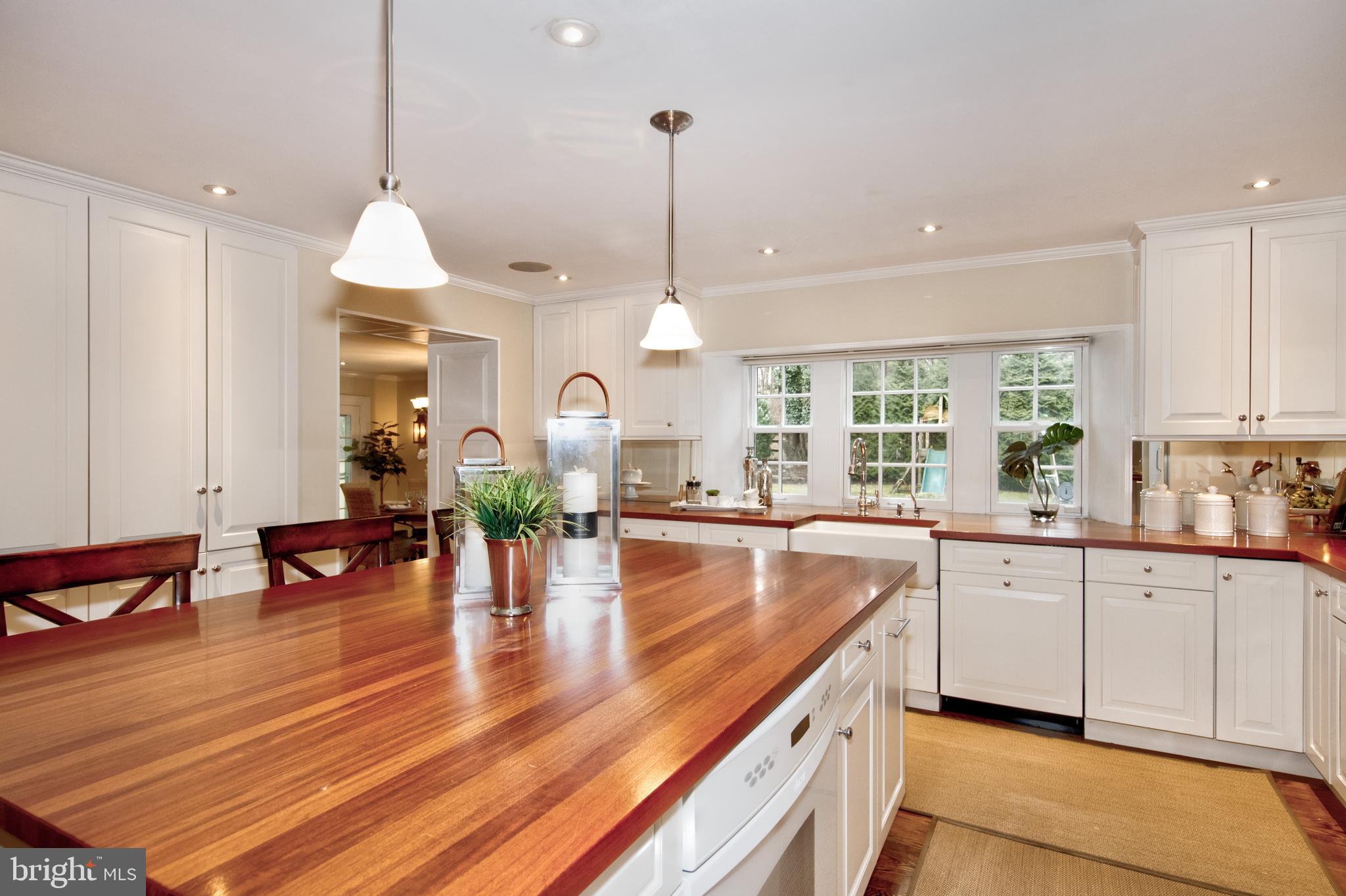 SOUTH WAYNE - Residential