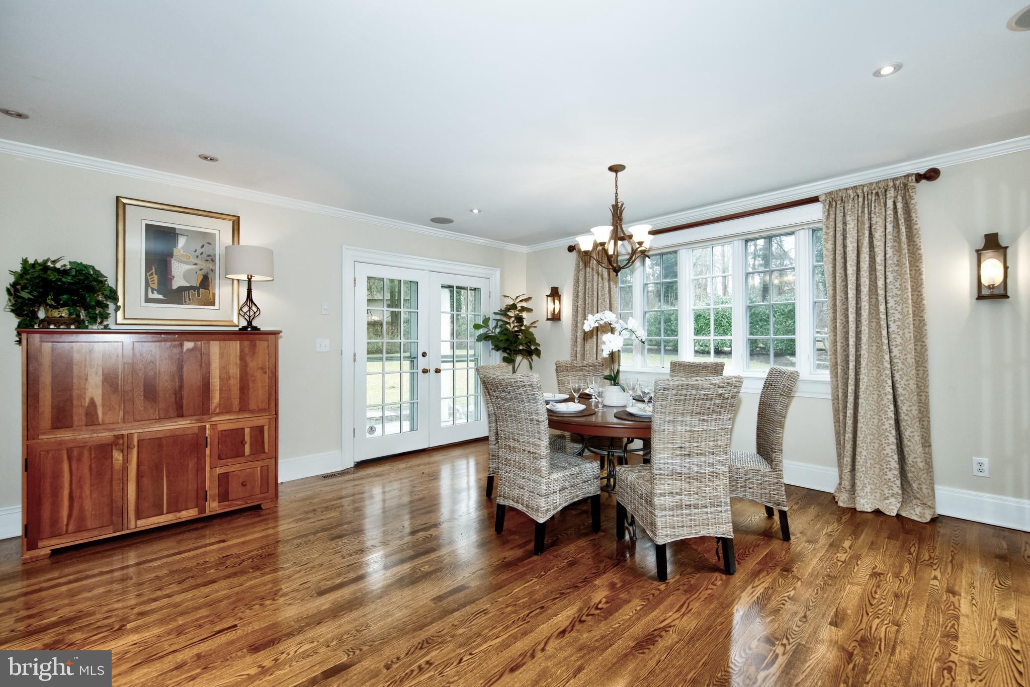 SOUTH WAYNE - Residential