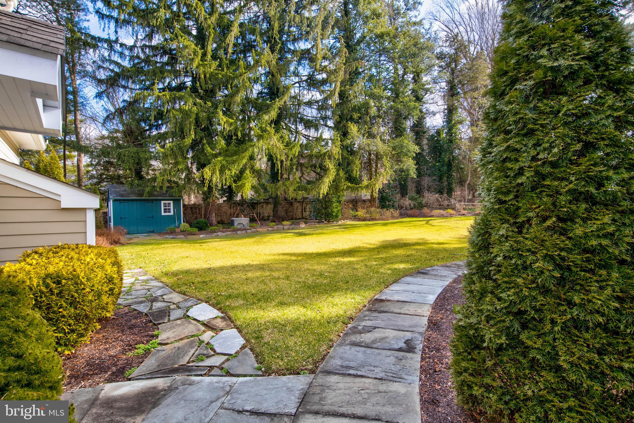 SOUTH WAYNE - Residential