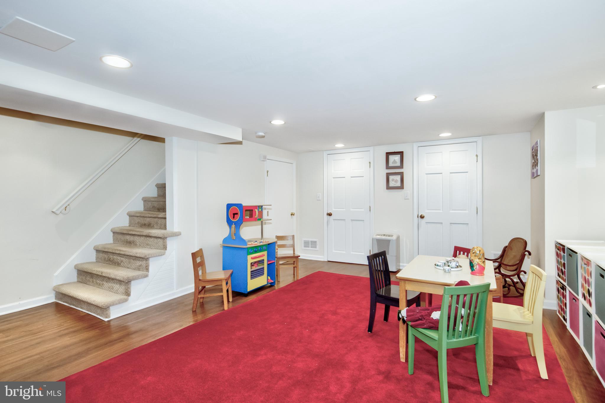 SOUTH WAYNE - Residential