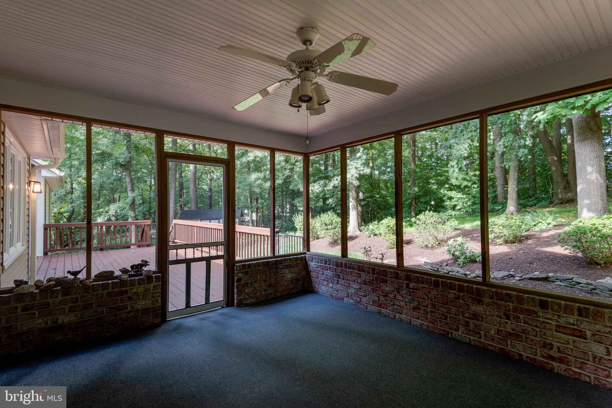 SETTLE WOODS - Residential