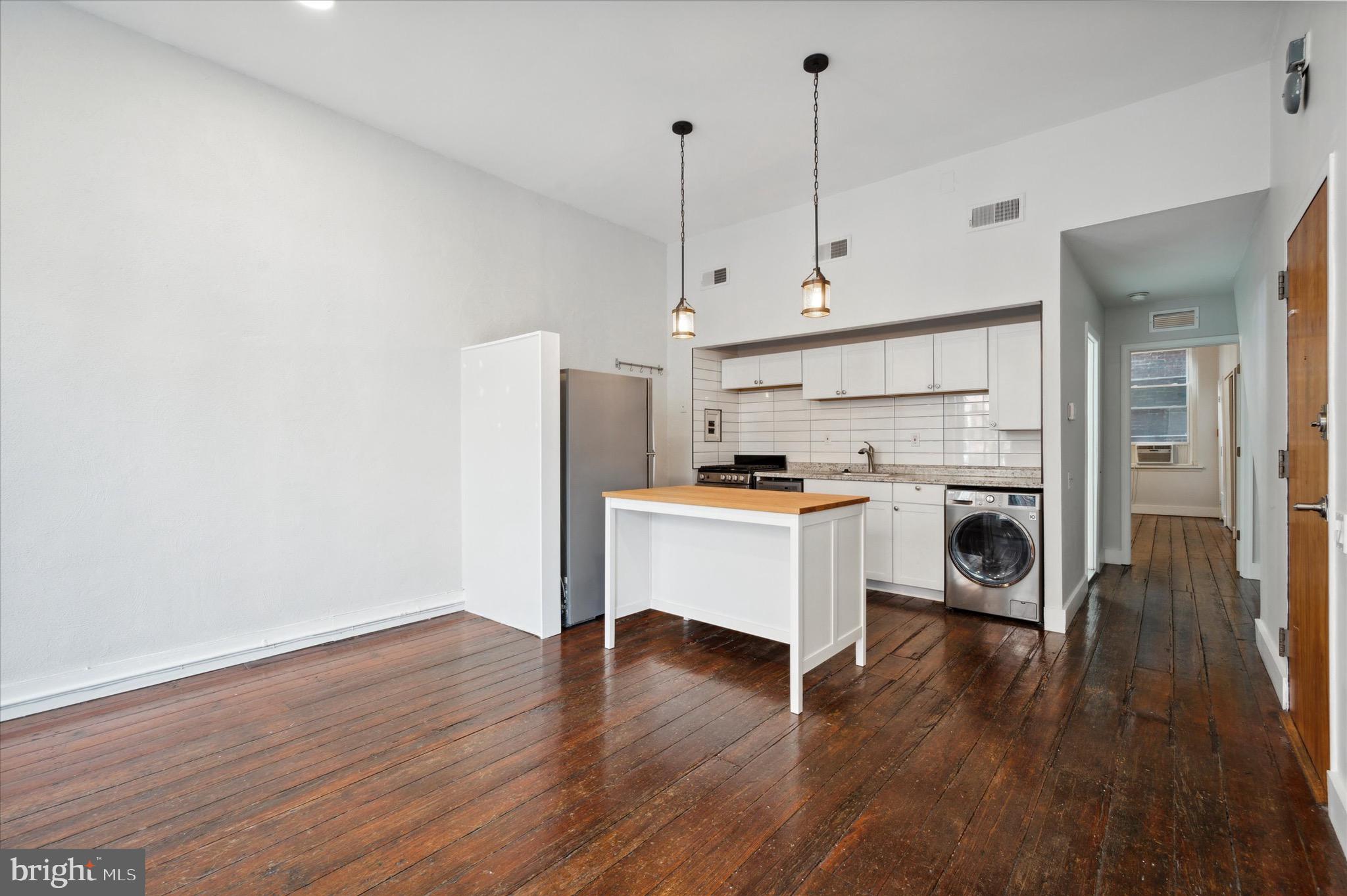 OLD CITY - Residential Lease