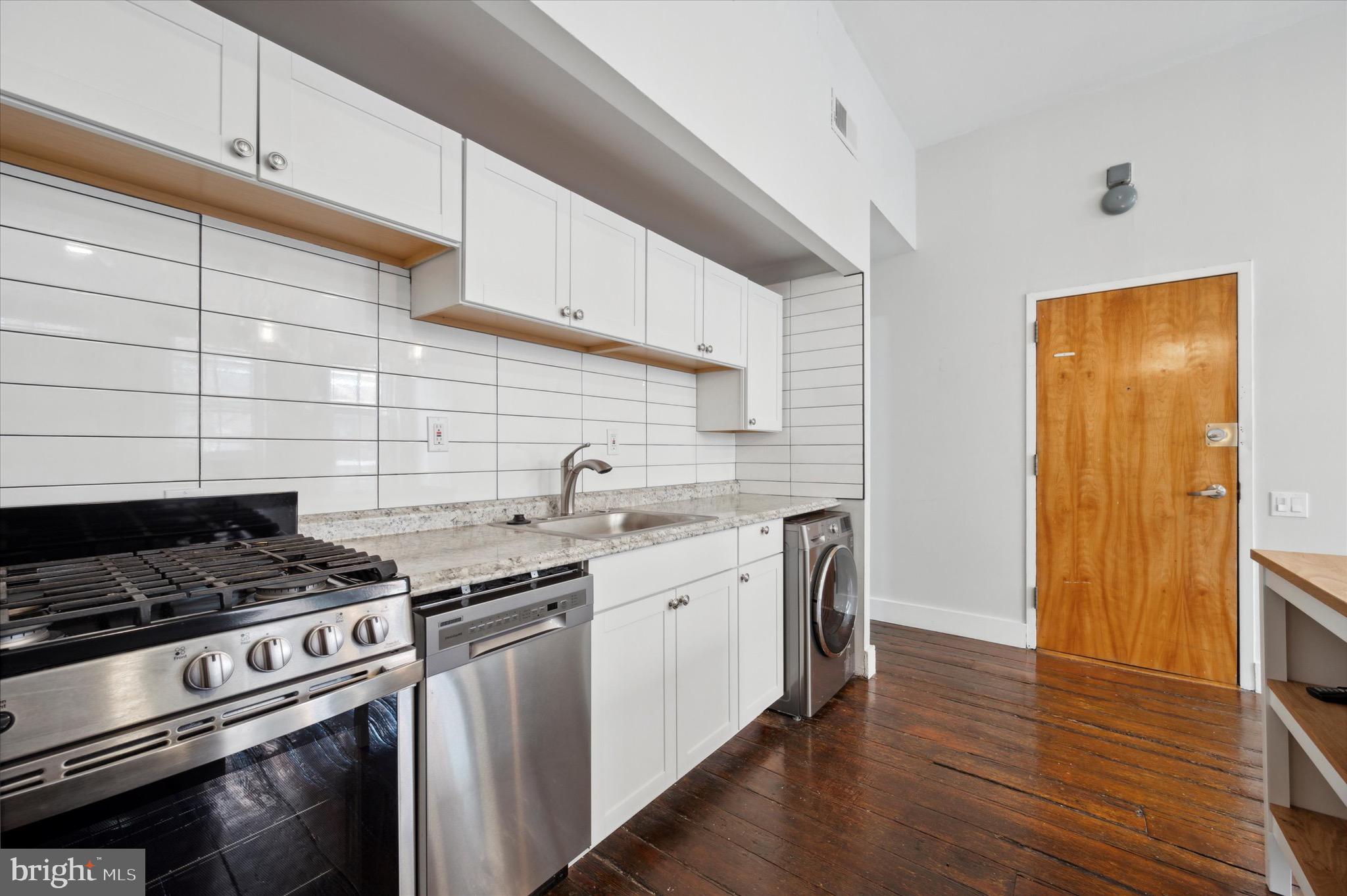 OLD CITY - Residential Lease