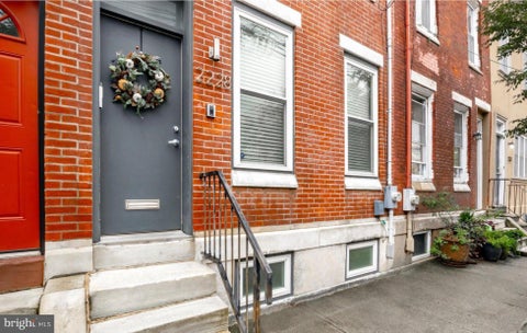 Townhouse For Sale - 2228 Ellsworth Street<br/> PHILADELPHIA, PA 19146