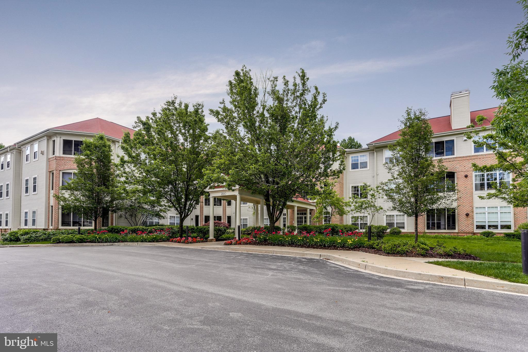 WAVERLY WOODS - Residential Lease