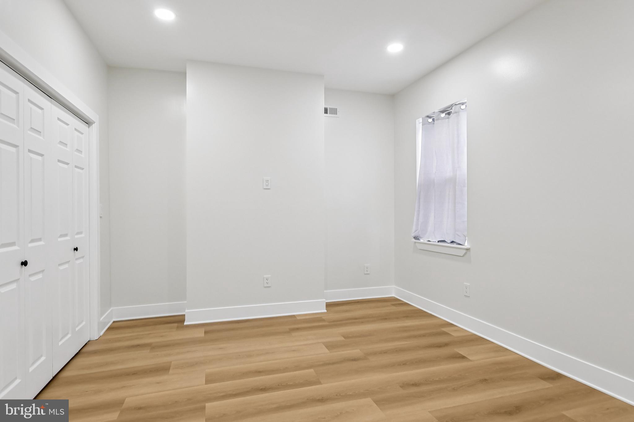 NORRIS SQUARE - Residential