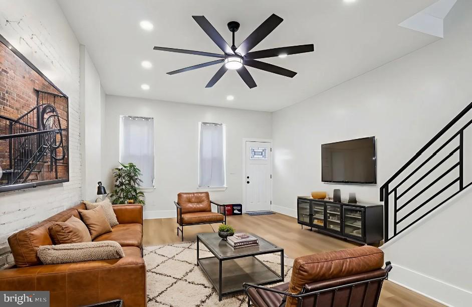 NORRIS SQUARE - Residential