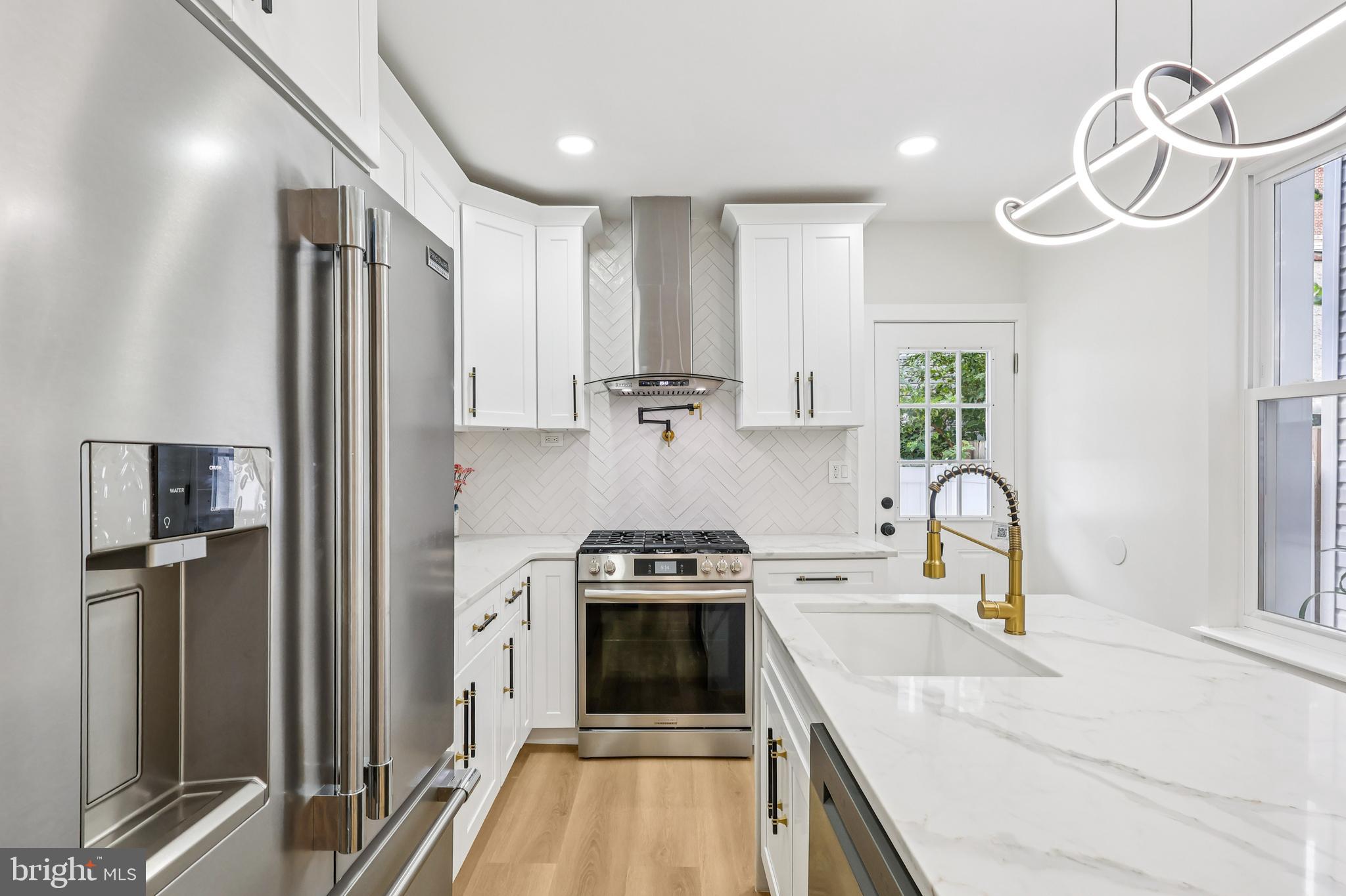 NORRIS SQUARE - Residential