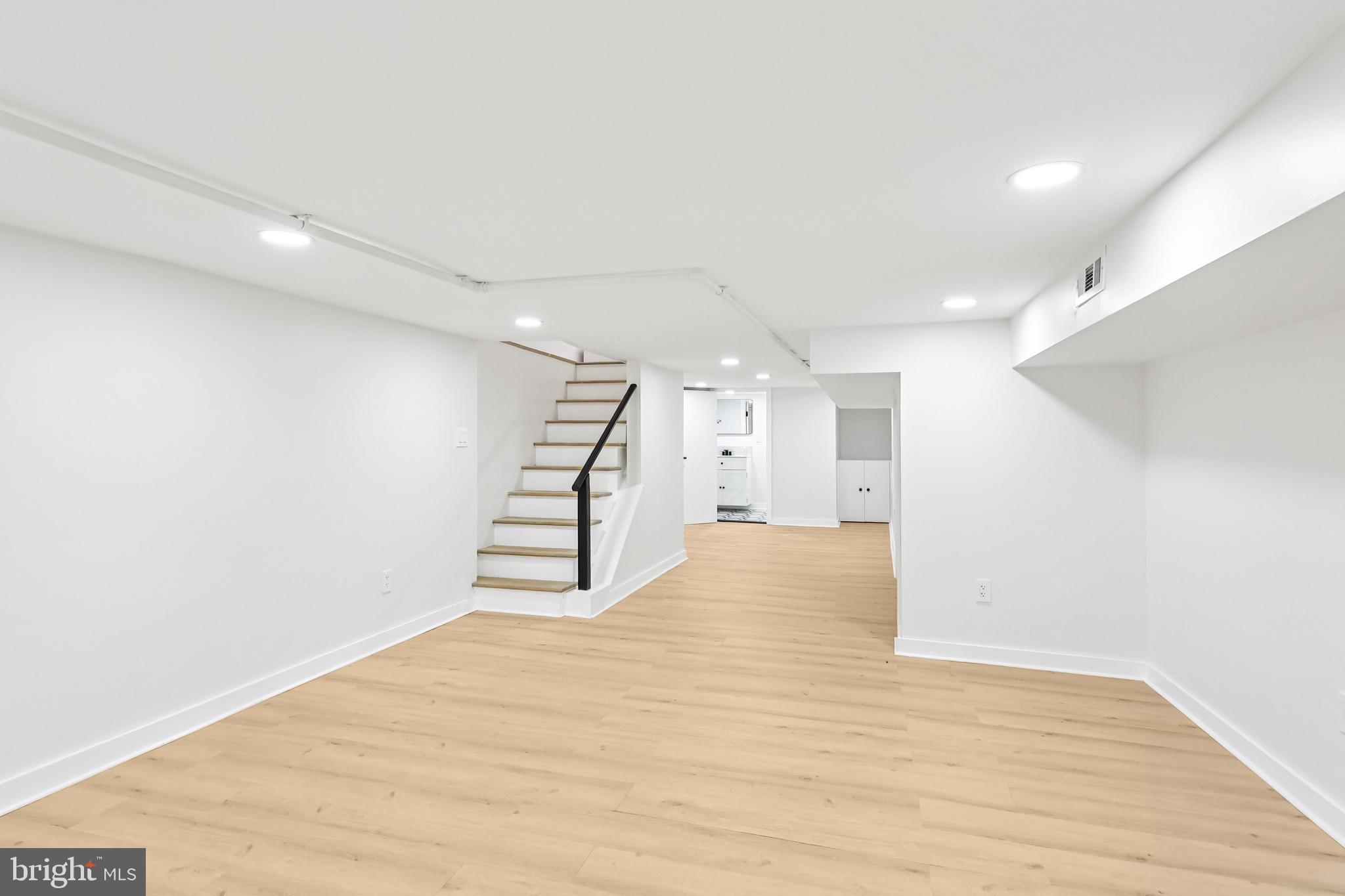 NORRIS SQUARE - Residential