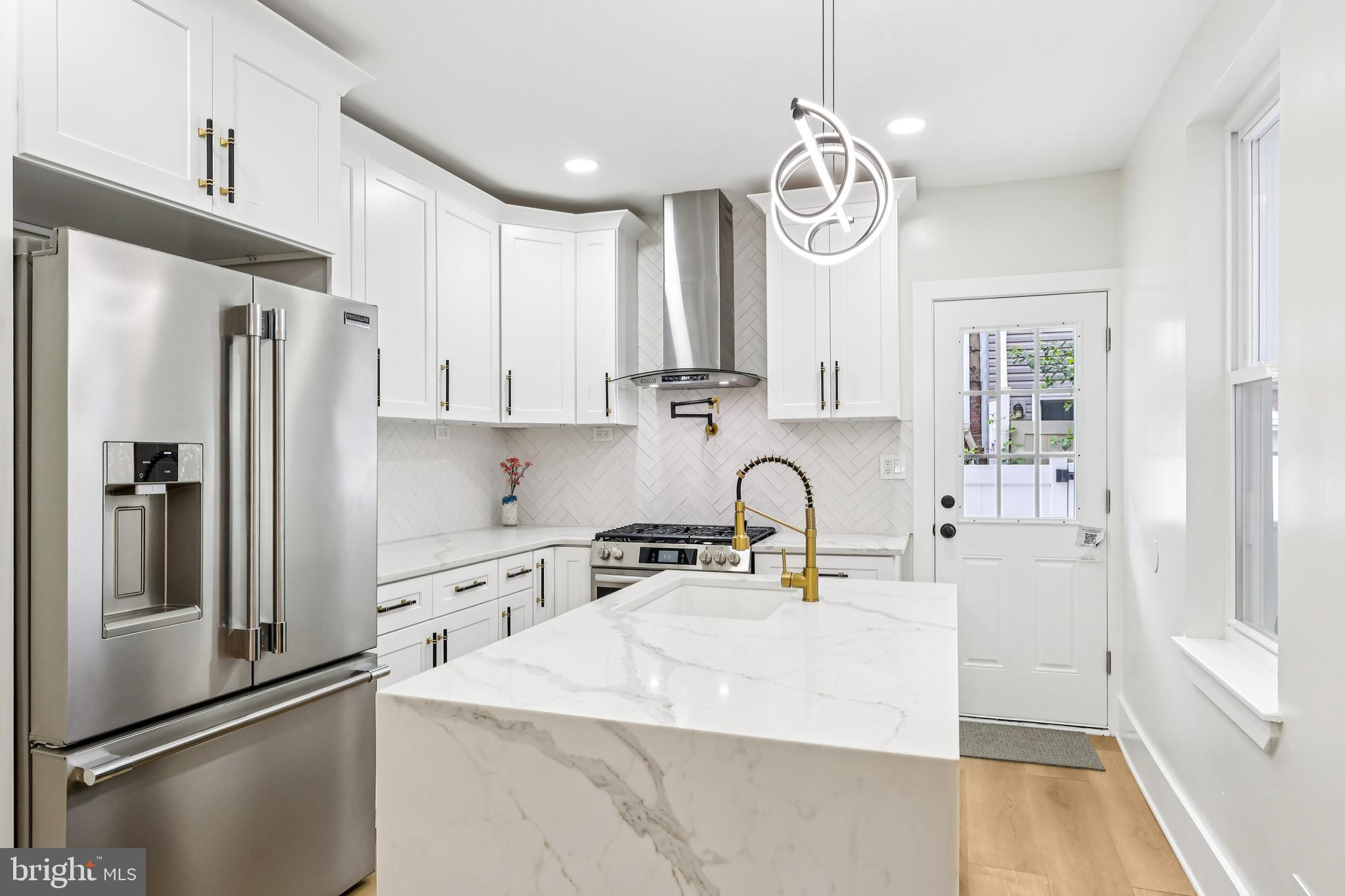 NORRIS SQUARE - Residential