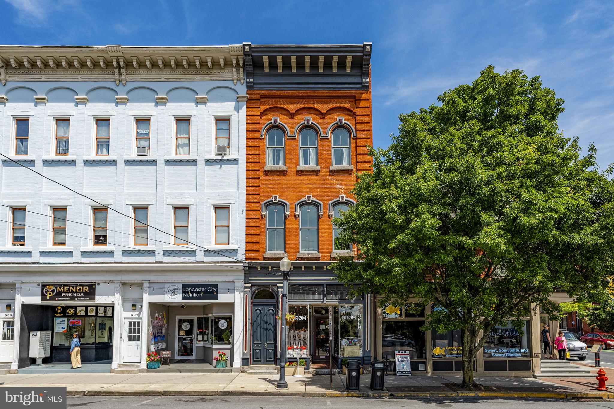 305 N QUEEN STREET