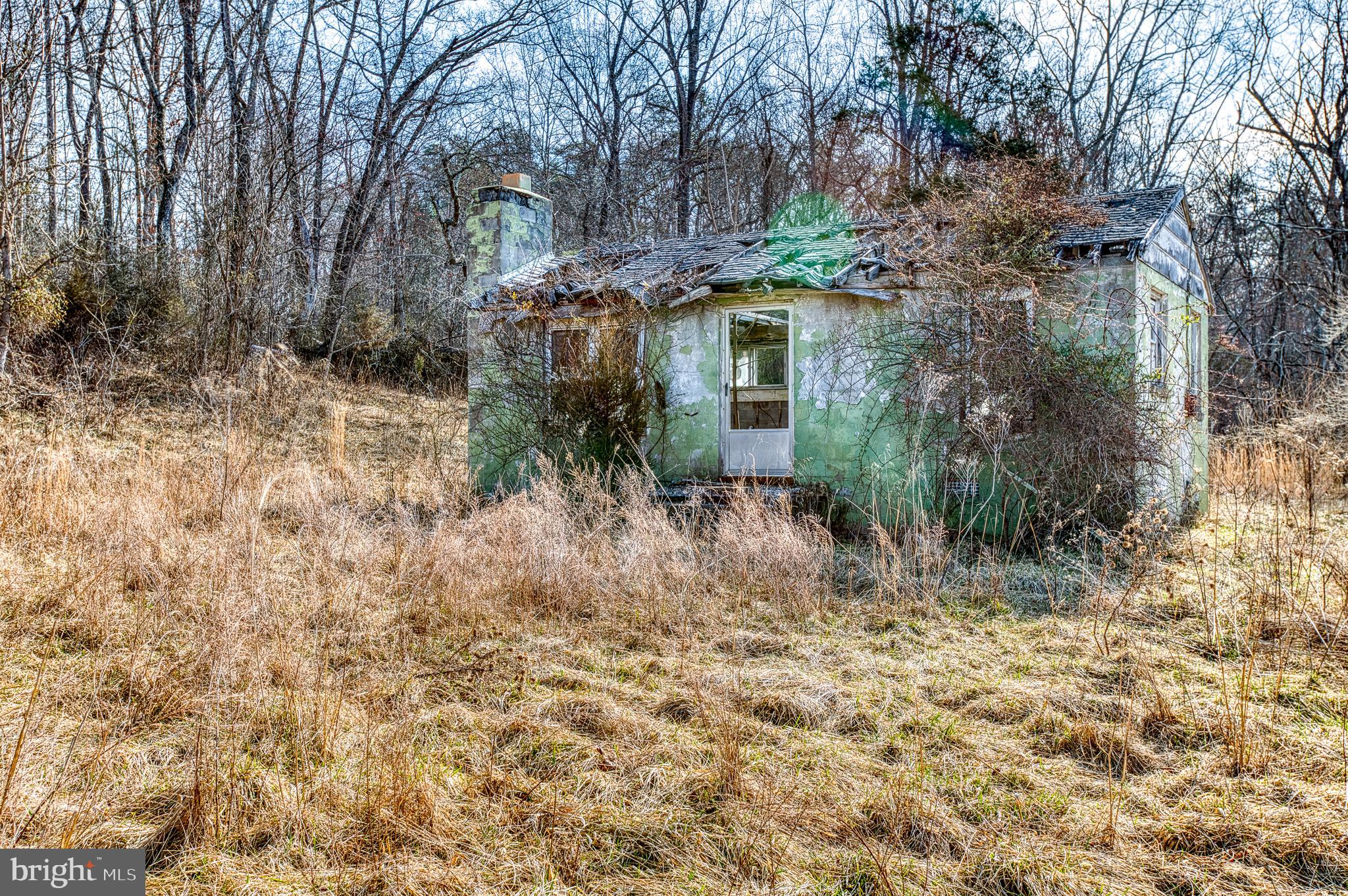 NONE AVAILABLE - Land