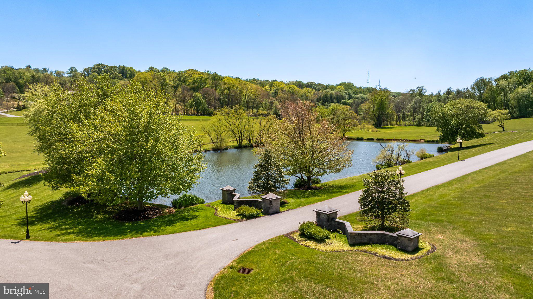15208 JARRETTSVILLE PIKE