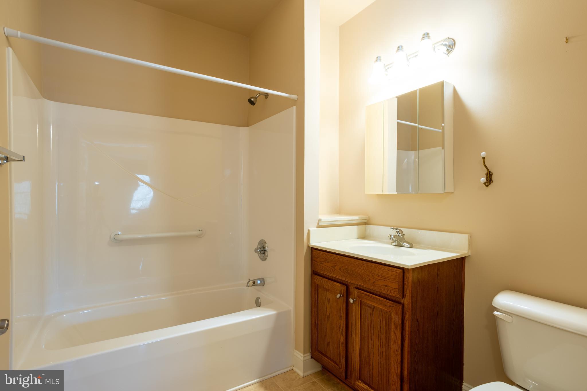 EMERALD HILLS - Residential