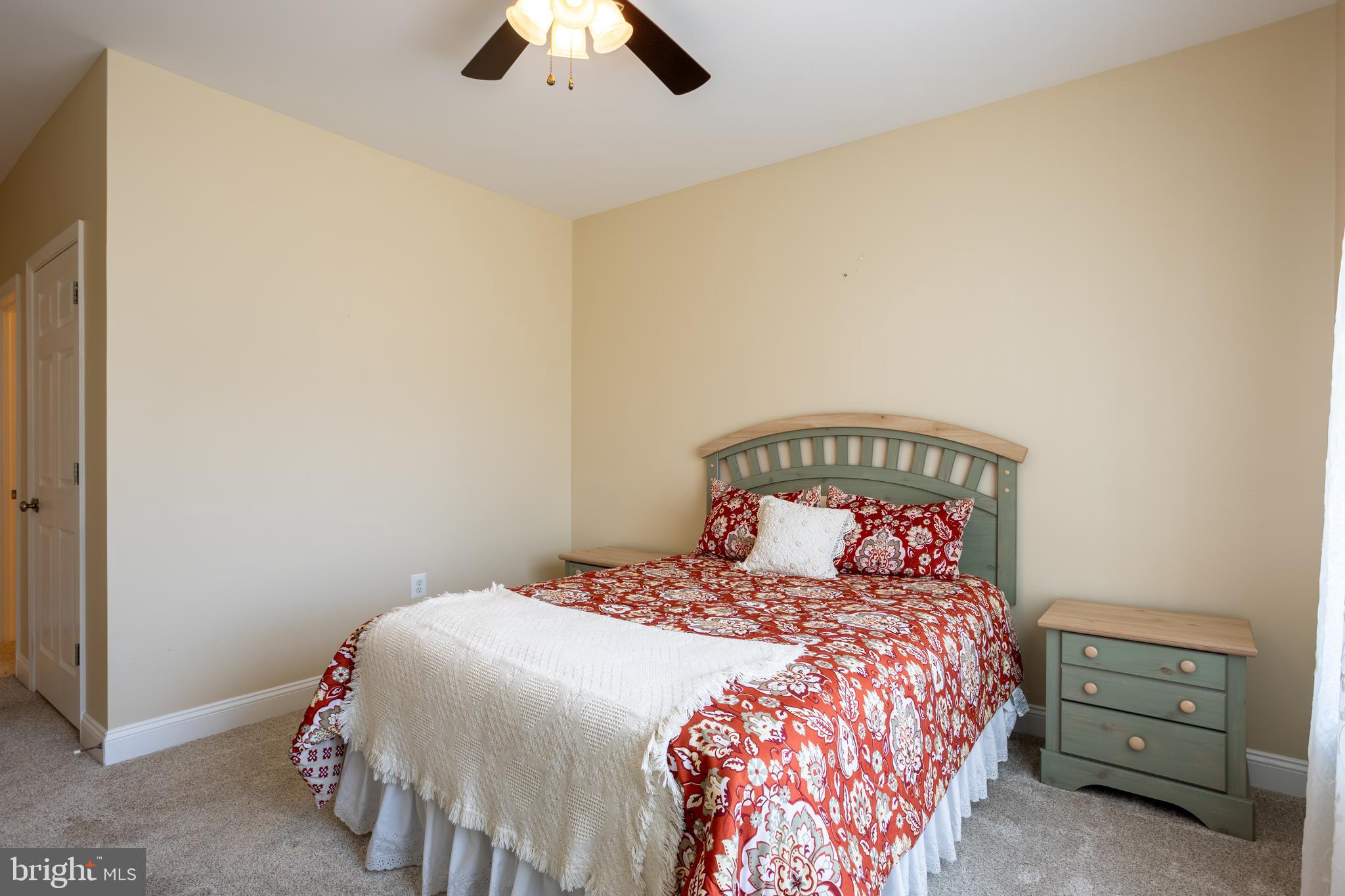 EMERALD HILLS - Residential