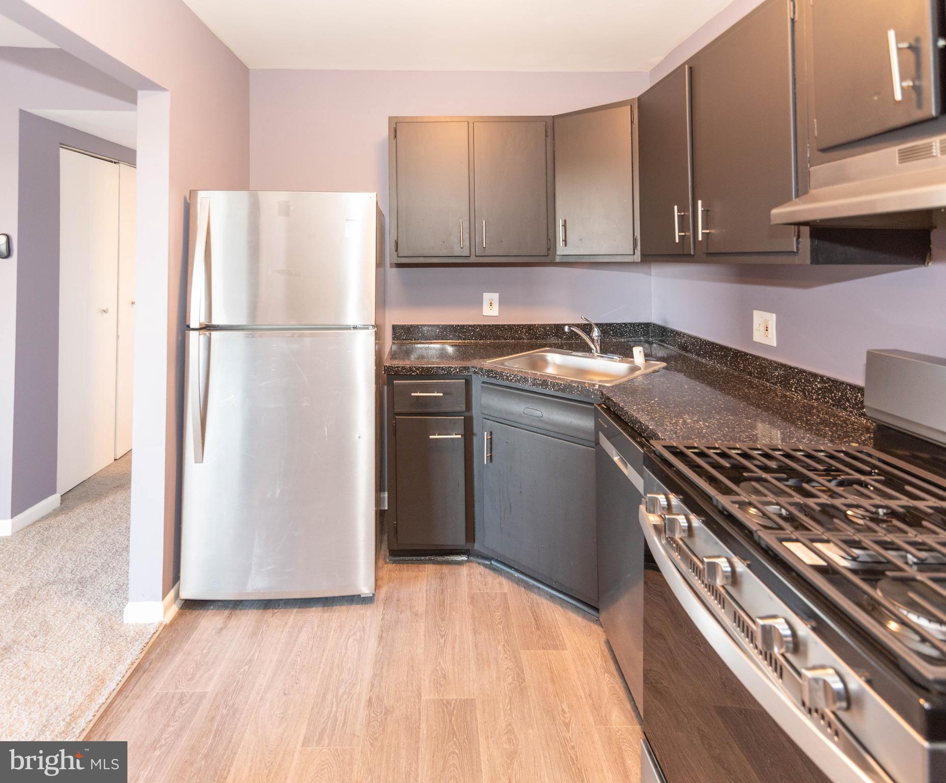 HUNTCREST CONDOMINIUM - Residential