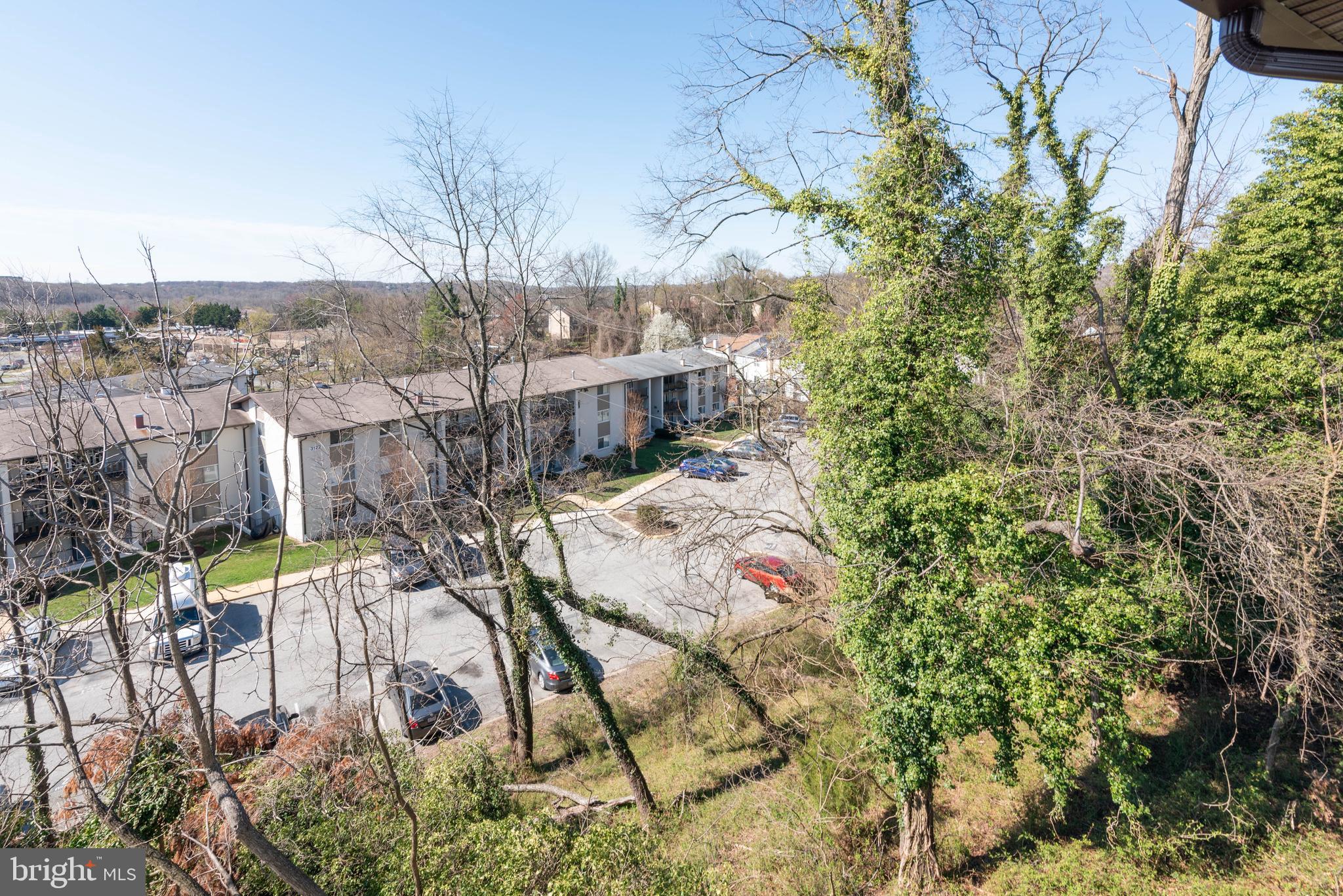 HUNTCREST CONDOMINIUM - Residential