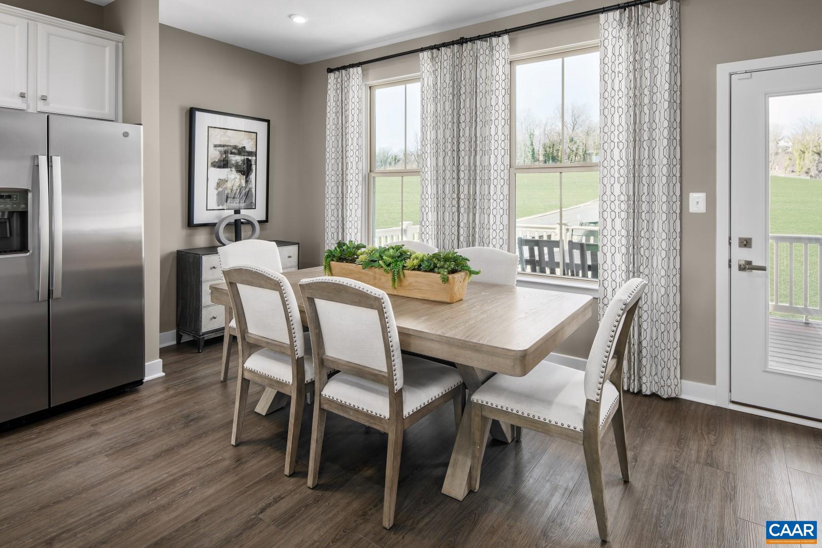 MYERS CORNER - Residential