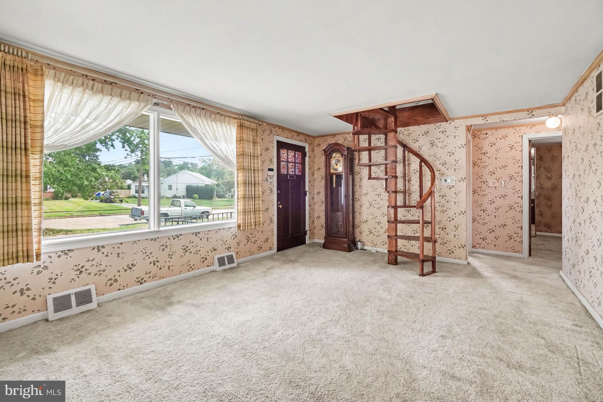 302 WEDGEWOOD ROAD