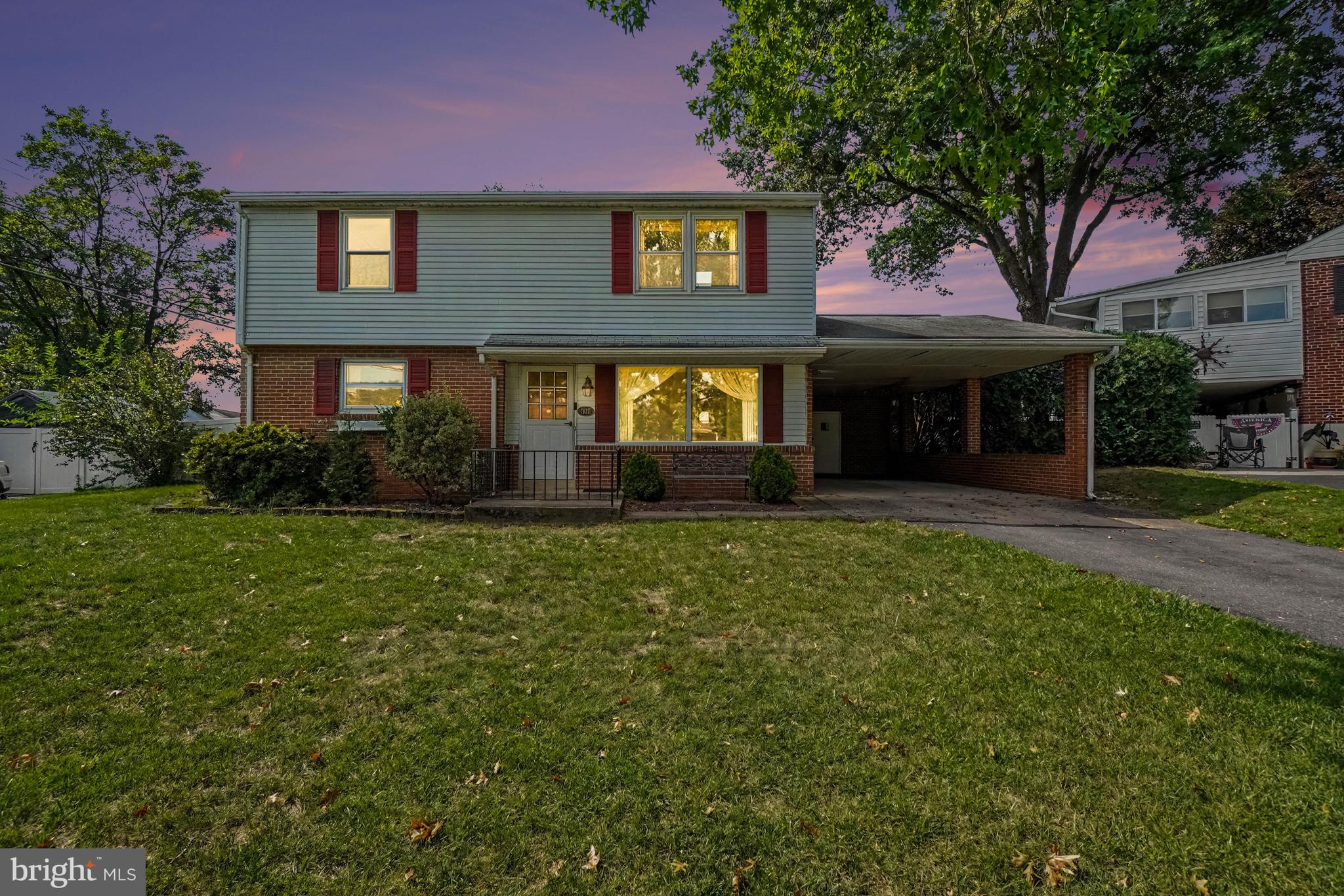 302 WEDGEWOOD ROAD