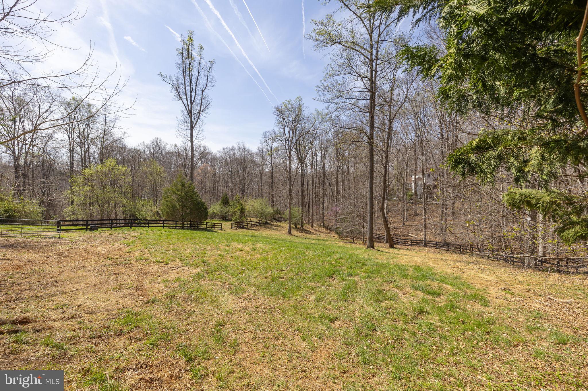 CAMELOT-BROOK HAVEN - Residential