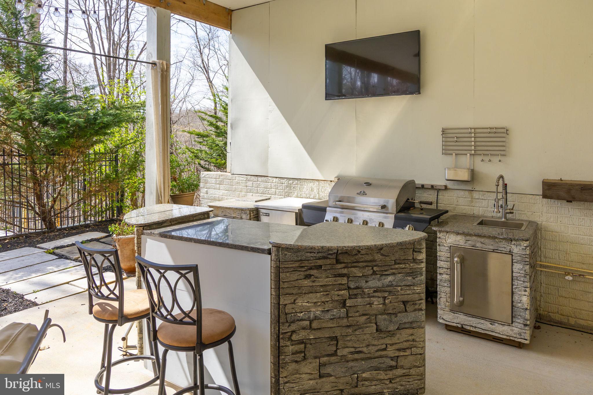 CAMELOT-BROOK HAVEN - Residential