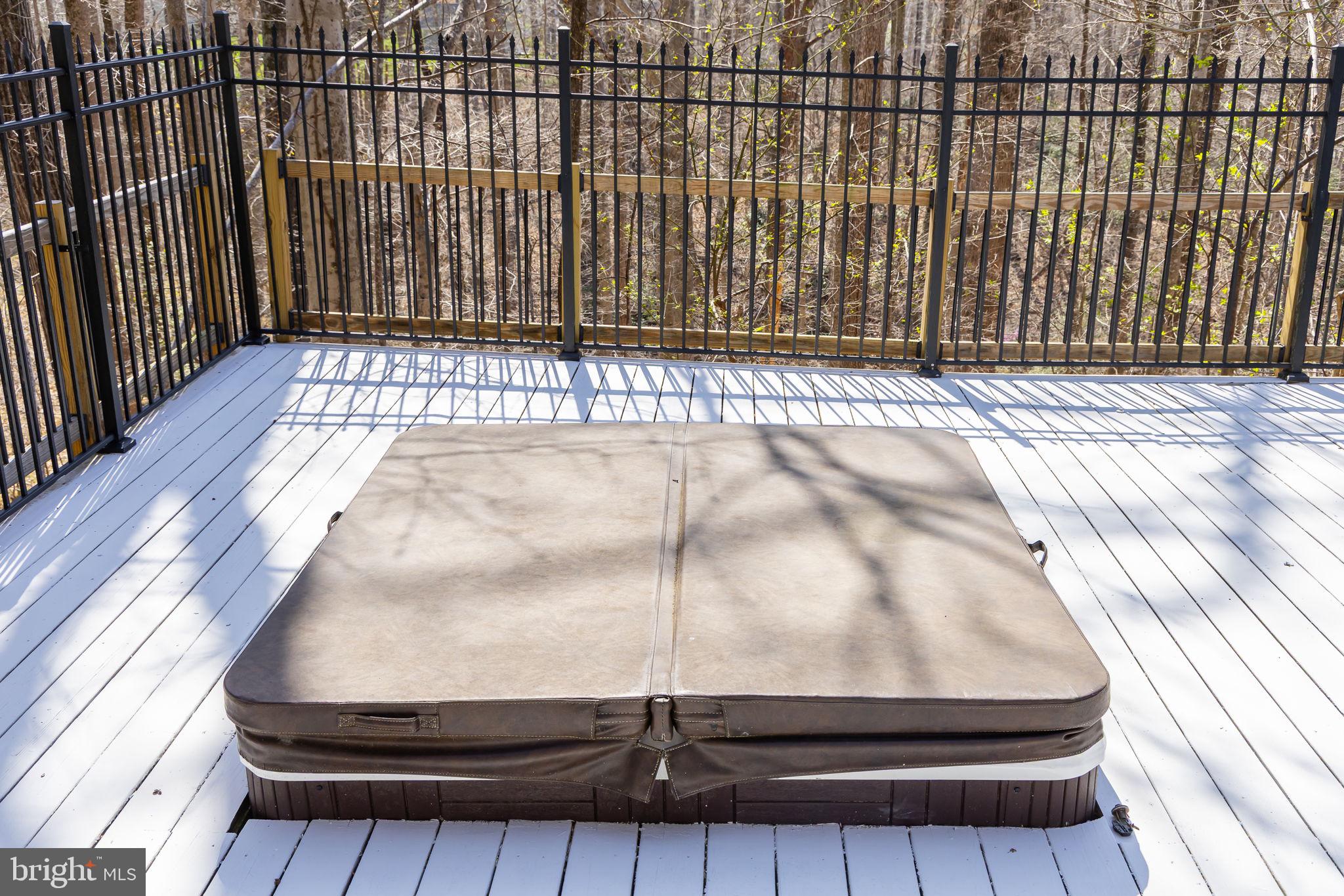 CAMELOT-BROOK HAVEN - Residential