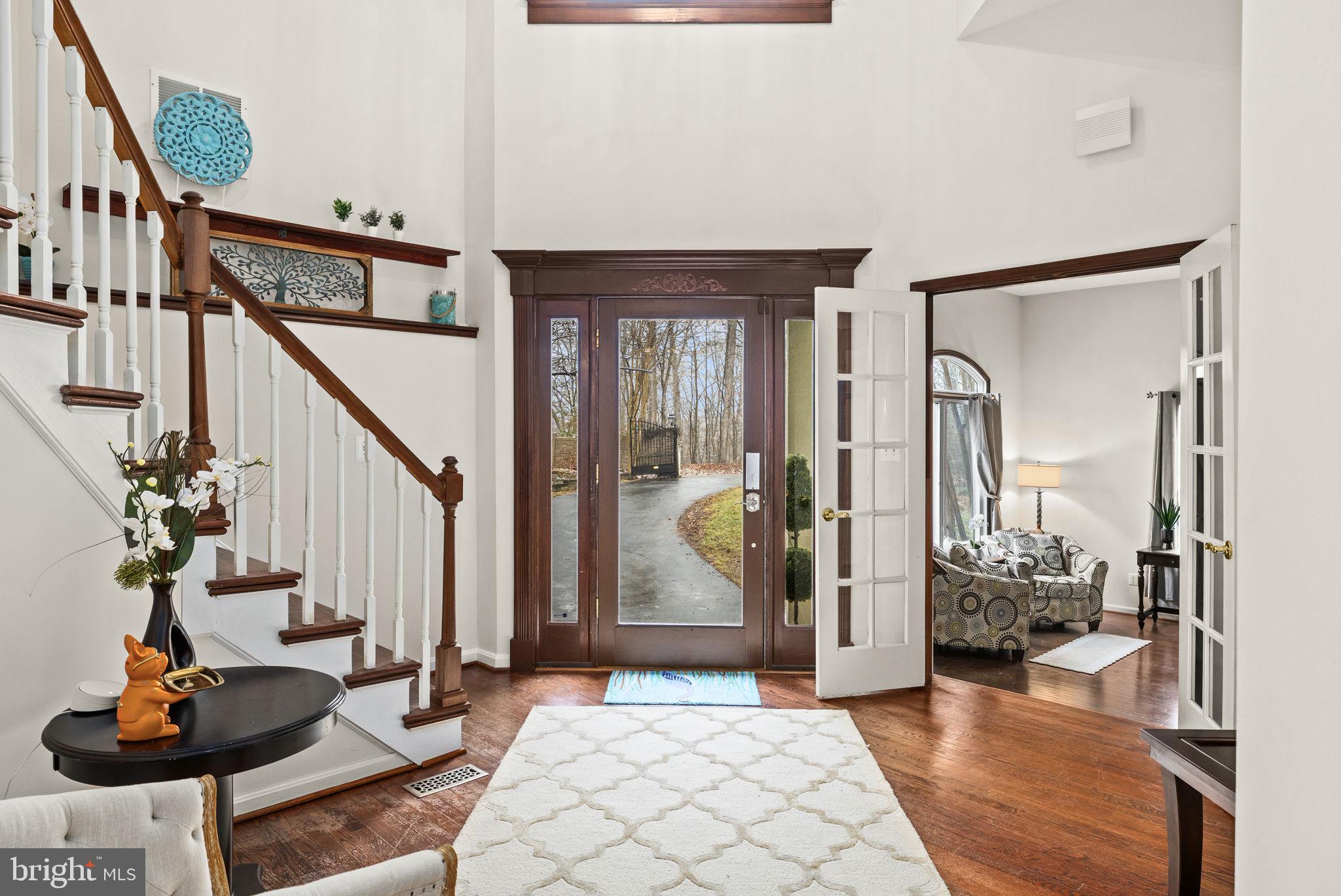 8701 SINCLAIR MILL ROAD